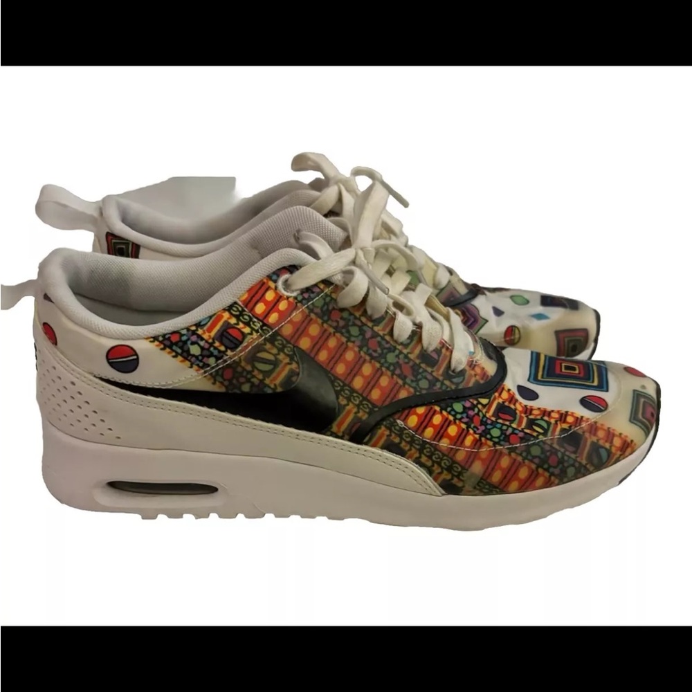 Nike Air Max Thea Liberty London Woman’s Size 7 Excellent Condition